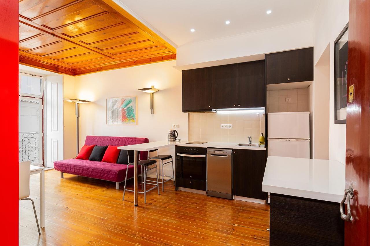 Alfama First Floor Apartment ลิสบอน ภายนอก รูปภาพ